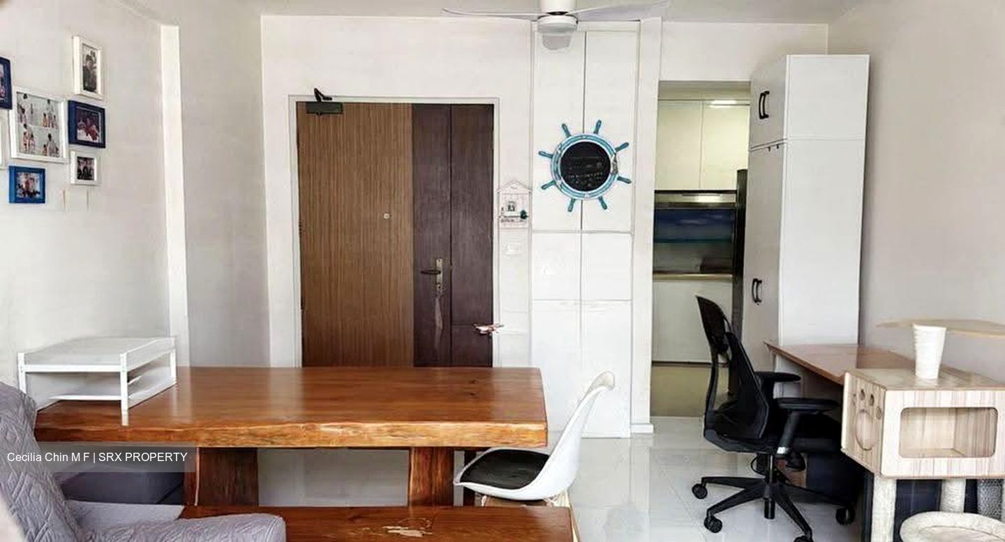 Blk 451A West Terra @ Bukit Batok (Bukit Batok), HDB 3 Rooms #618058031